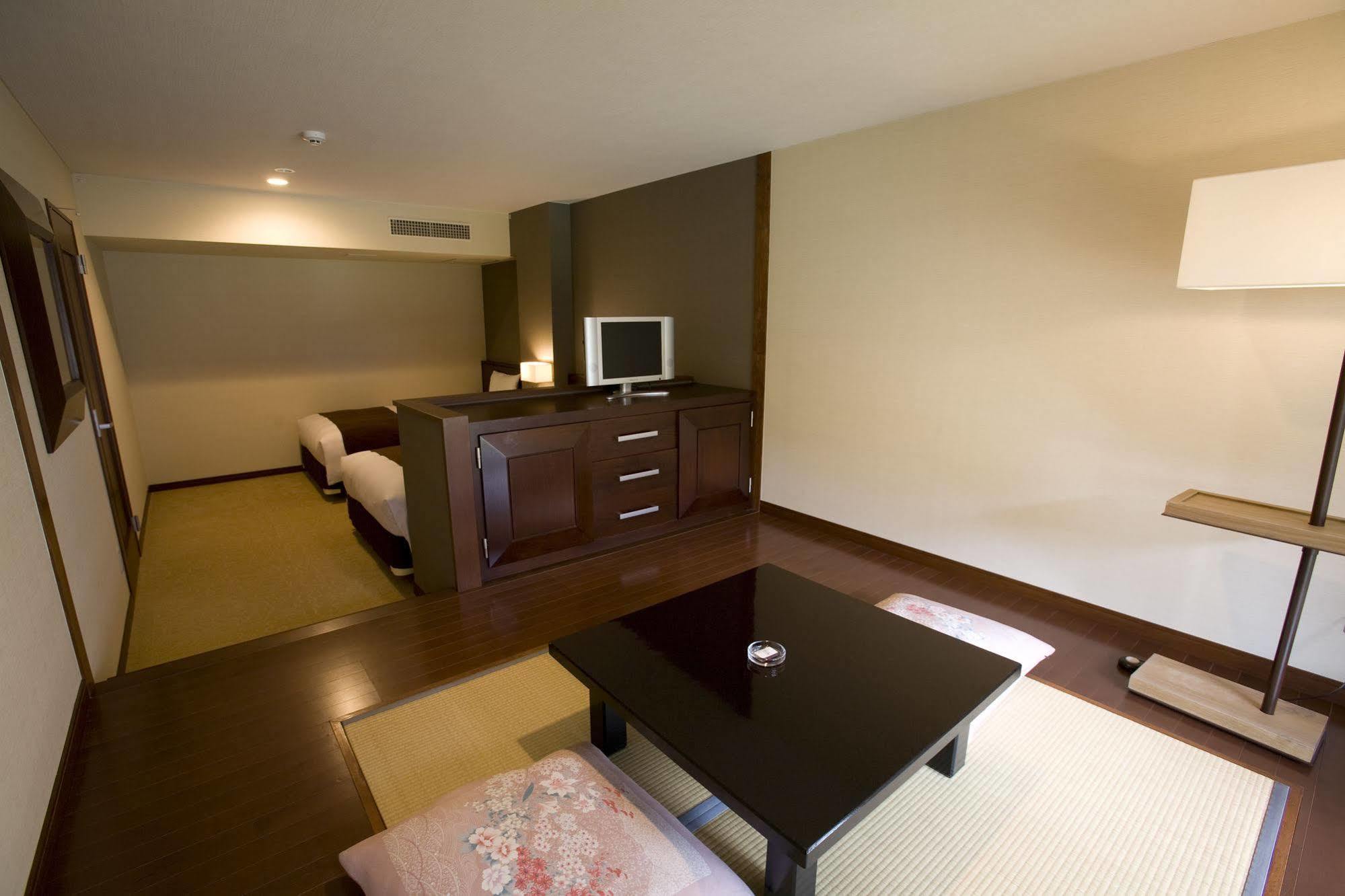 Unzen Kyushu Hotel Exterior photo